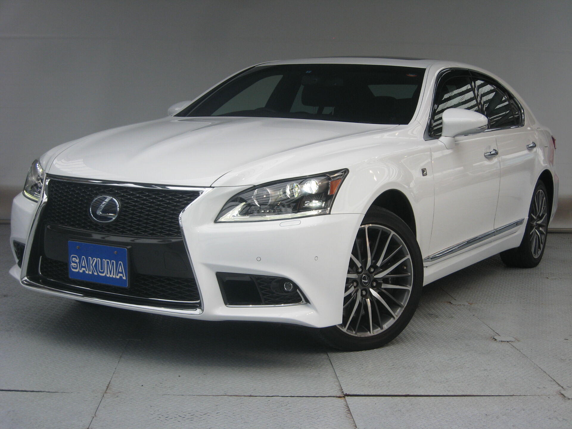 千葉 市川中古車情報 H27レクサスls600ｈ Fスポーツ ブログ